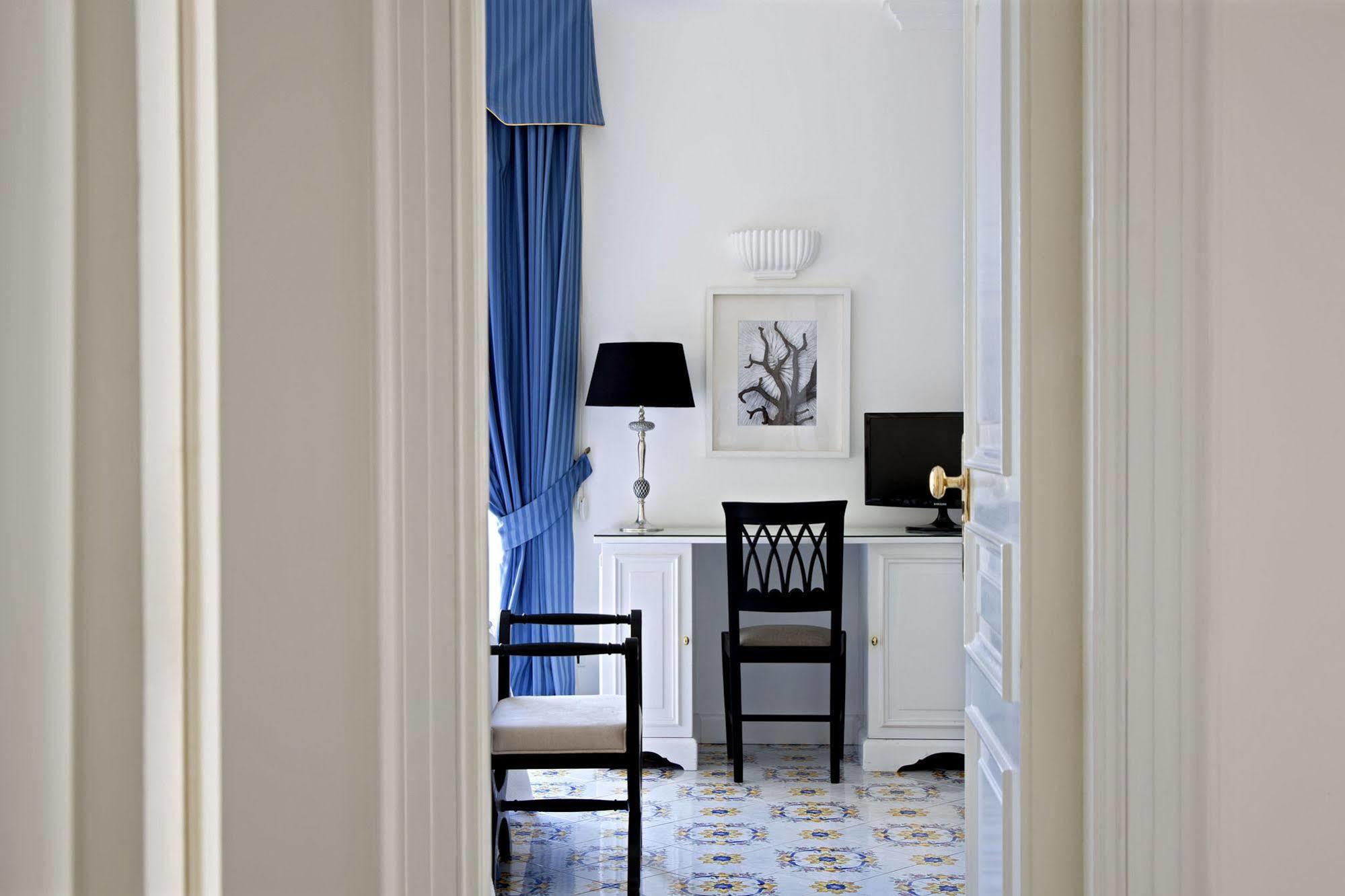Hotel Canasta Capri Kültér fotó