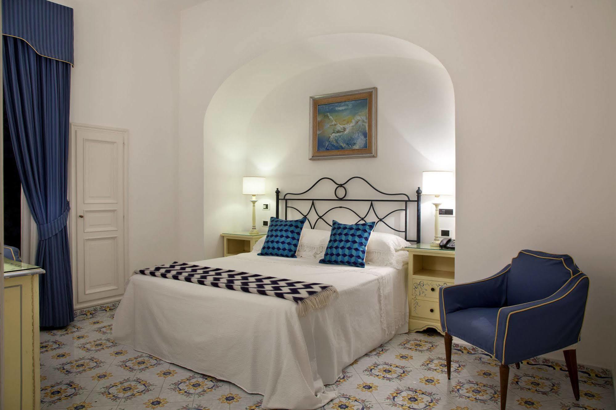 Hotel Canasta Capri Kültér fotó