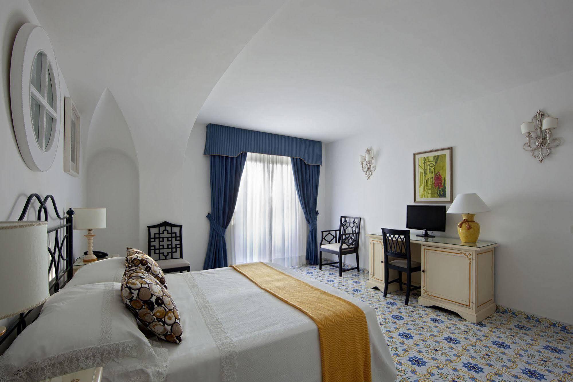 Hotel Canasta Capri Kültér fotó