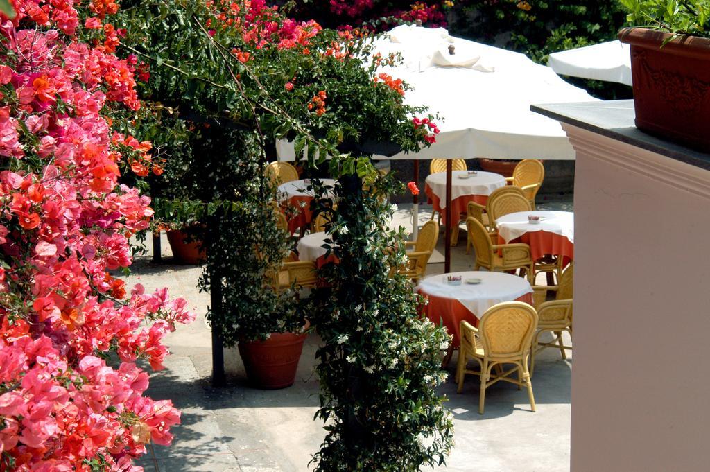 Hotel Canasta Capri Kültér fotó